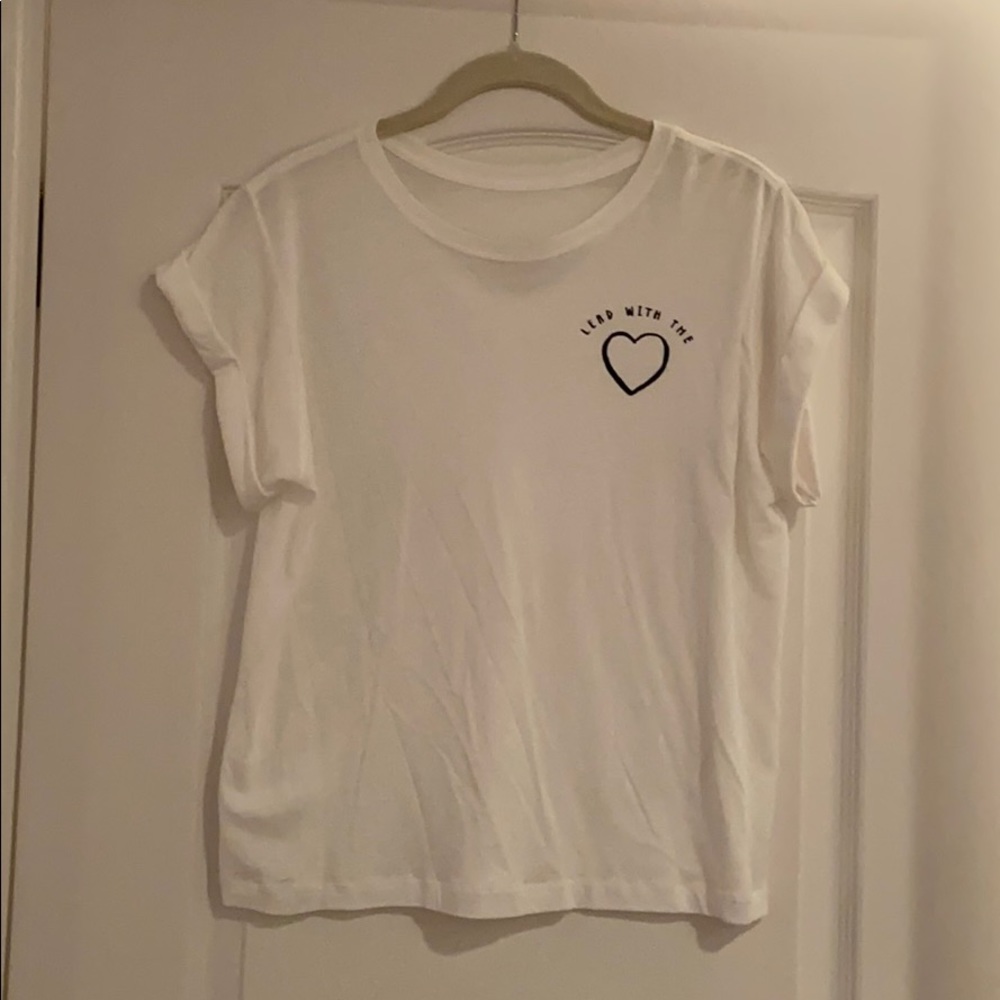 Lululemon Cropped “lead with the ♥️” Shirt